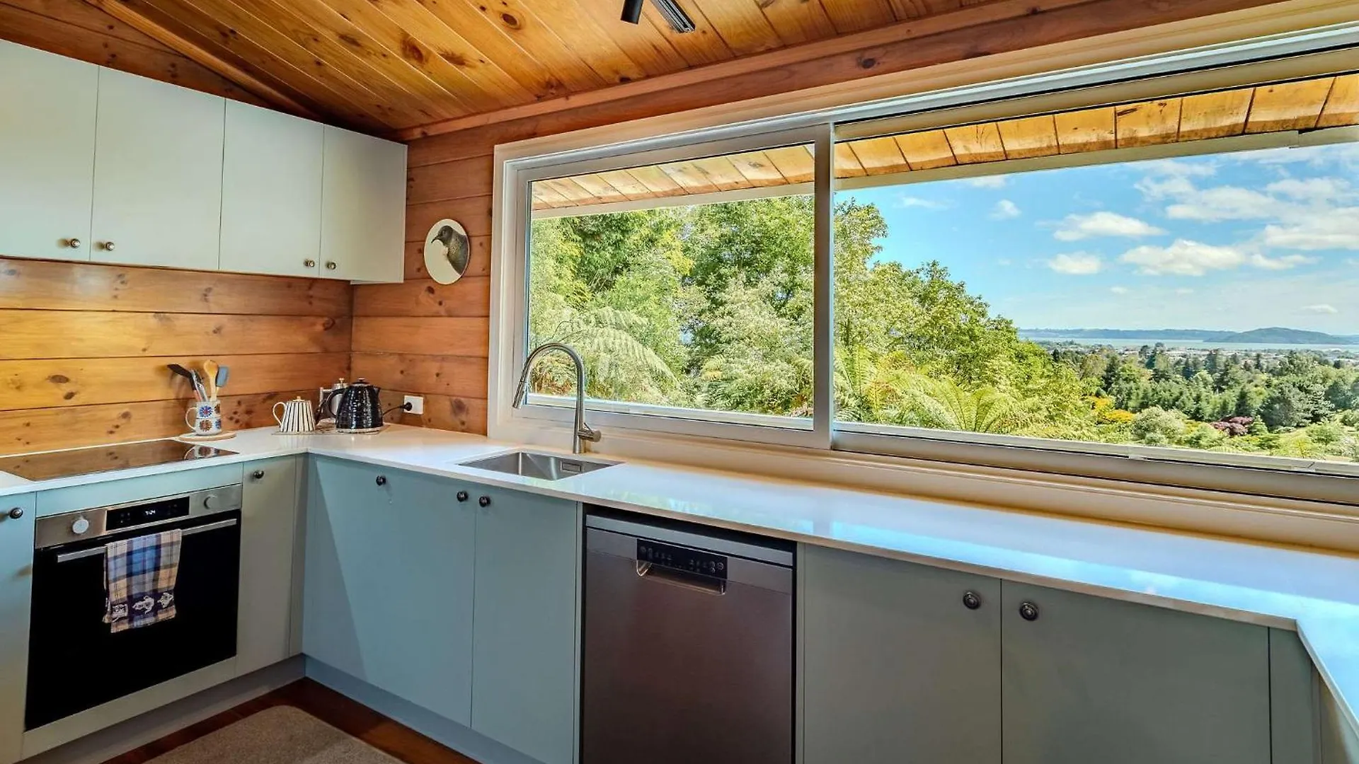 Villa Haven On The Hill - Panoramic Views Of Rotorua 0*,  Nueva Zelanda